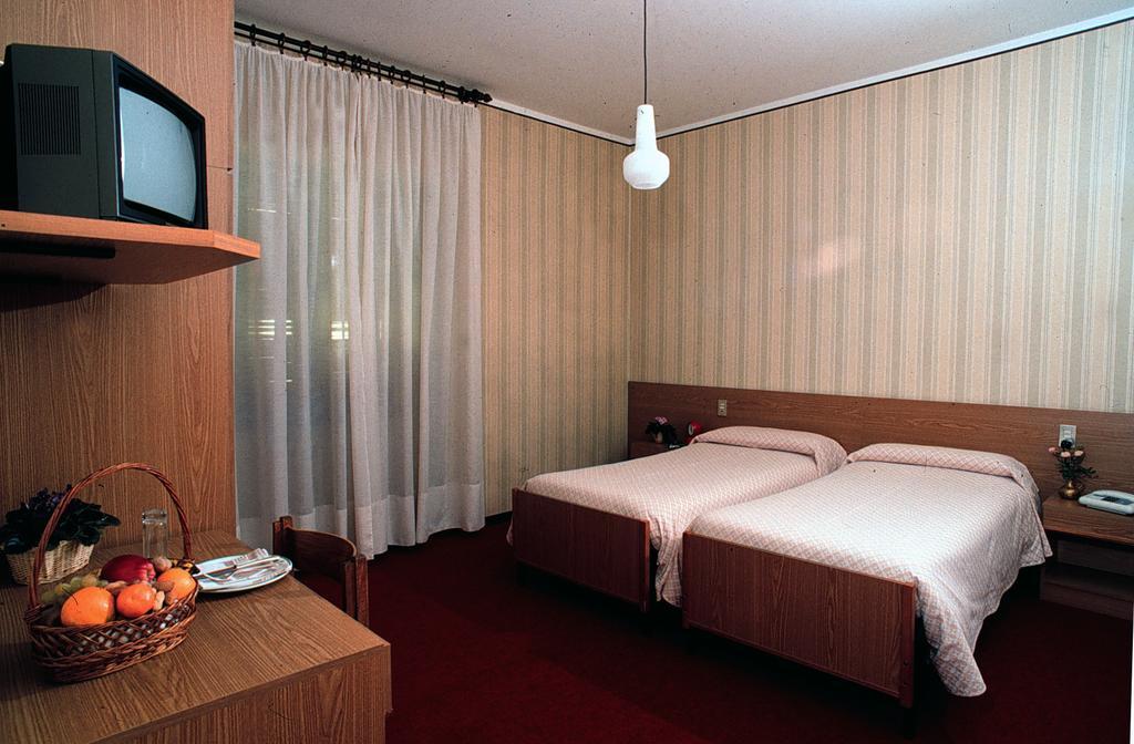 Hotel Margna Morbegno Extérieur photo